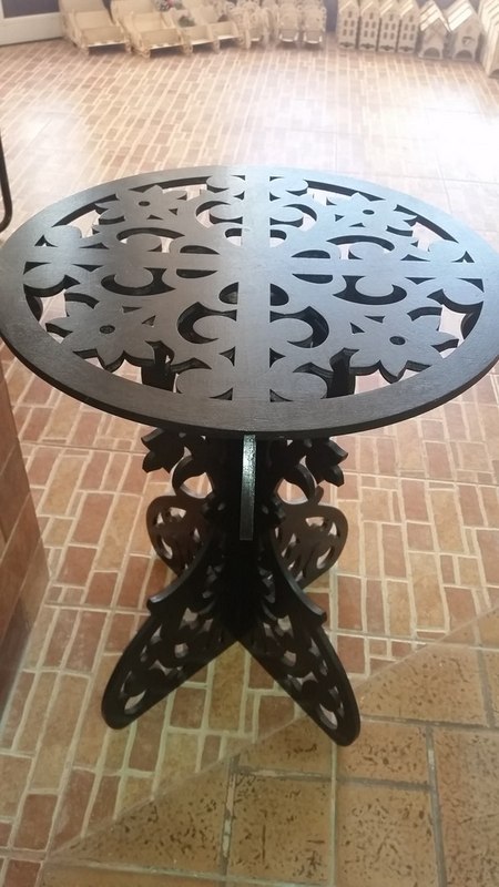 Laser Cutting Round Table Free Vector