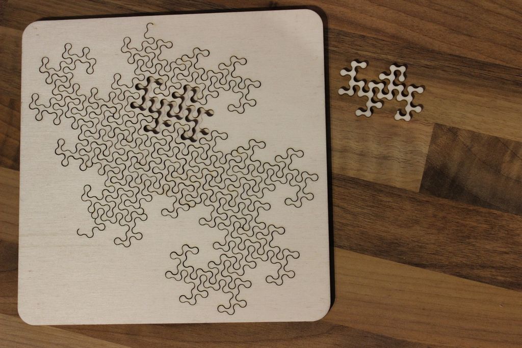 Laser Cut Fractal Jigsaw Puzzle SVG File